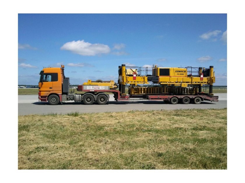 Бетоноукладчик GOMACO GHP-2800 трале