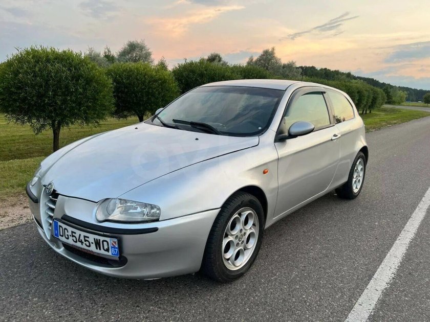 Альфа Ромео 147 2001