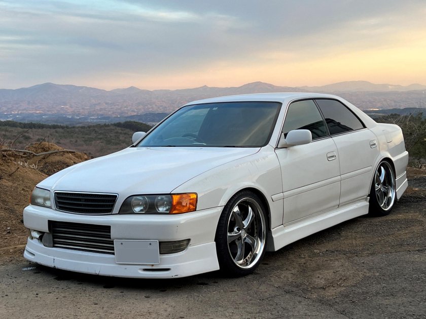 Toyota chaser jzx 100