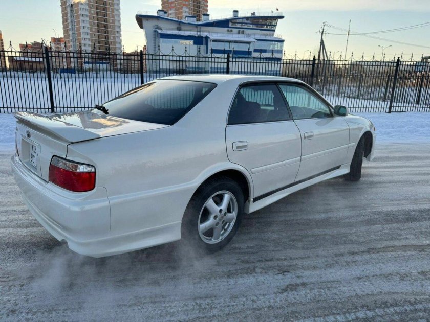 Тойота чайзер