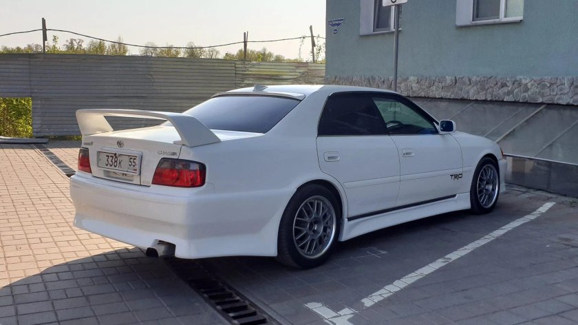 Toyota Chaser 100 TRD