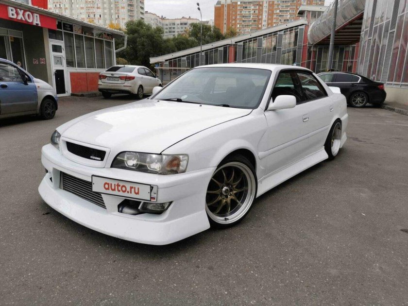Toyota Chaser 2000