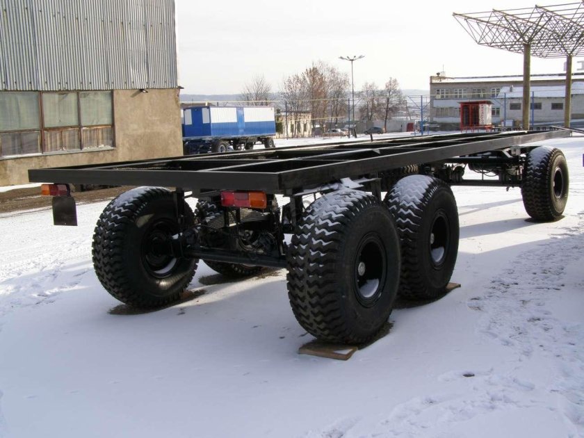Шасси прицепа 3х осный