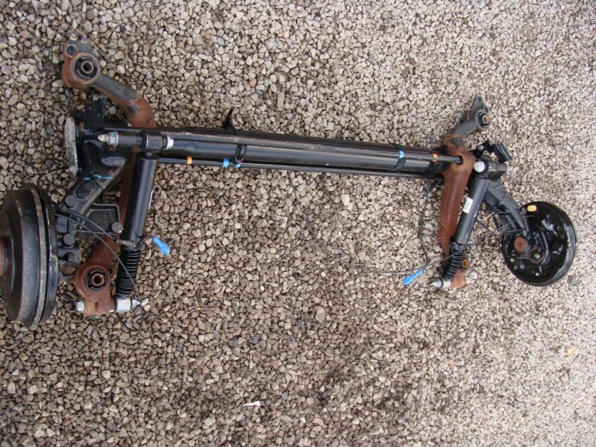 Задняя балка Шевроле Круз