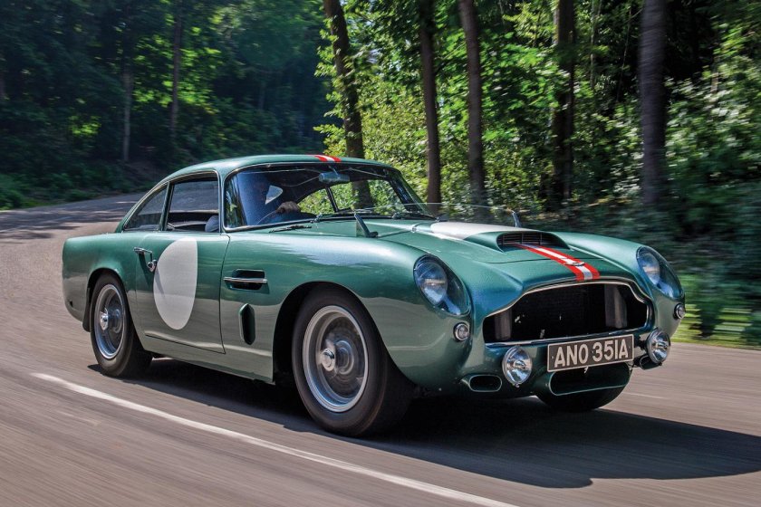 Aston Martin db4