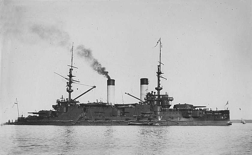 Броненосец князь Суворов