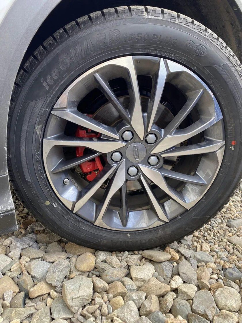 Geely Coolray 225/55 r18