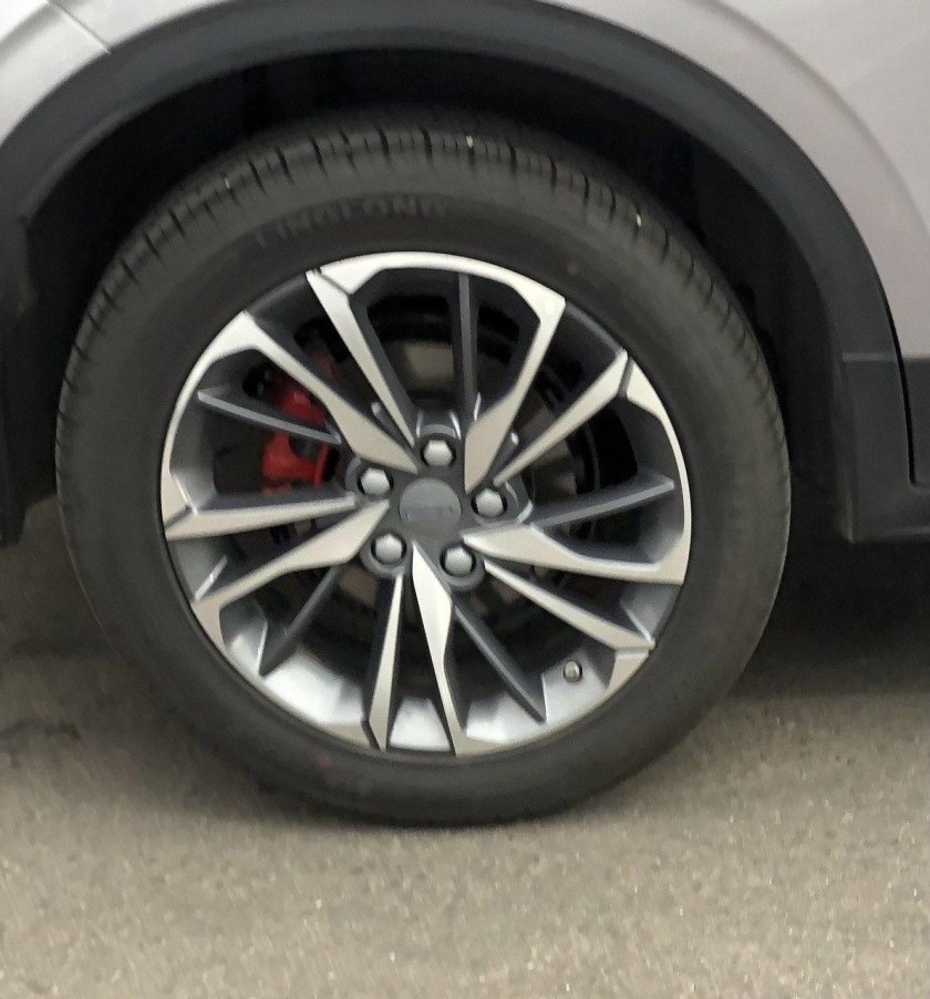 Geely Coolray диски r18