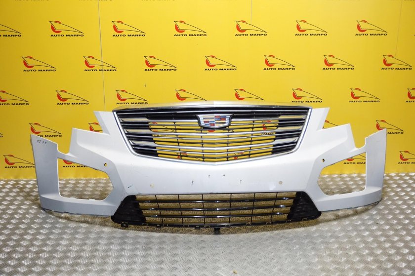 Передний бампер