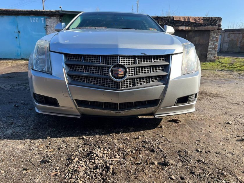 Cadillac cts 2011