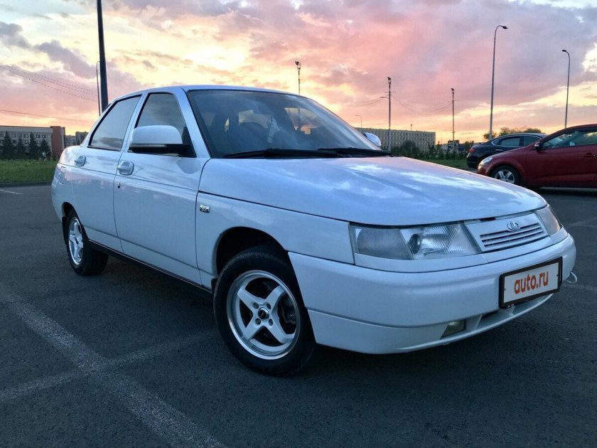 Лада Богдан 2110