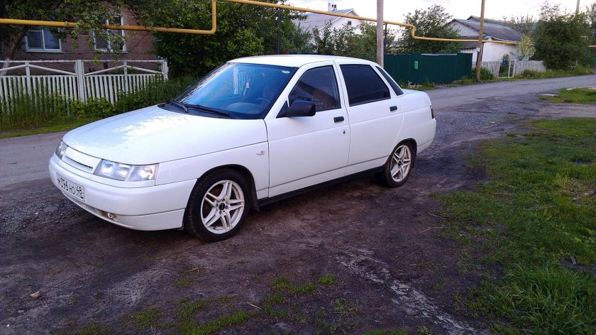 Ваз 2110 белая 1999