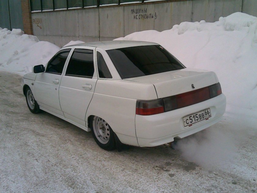 ВАЗ 2110 белая