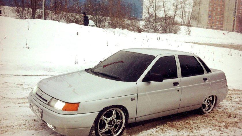 ВАЗ 2110 бежевая тонированная