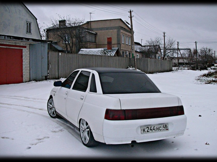 ВАЗ 2110 белая тонированная