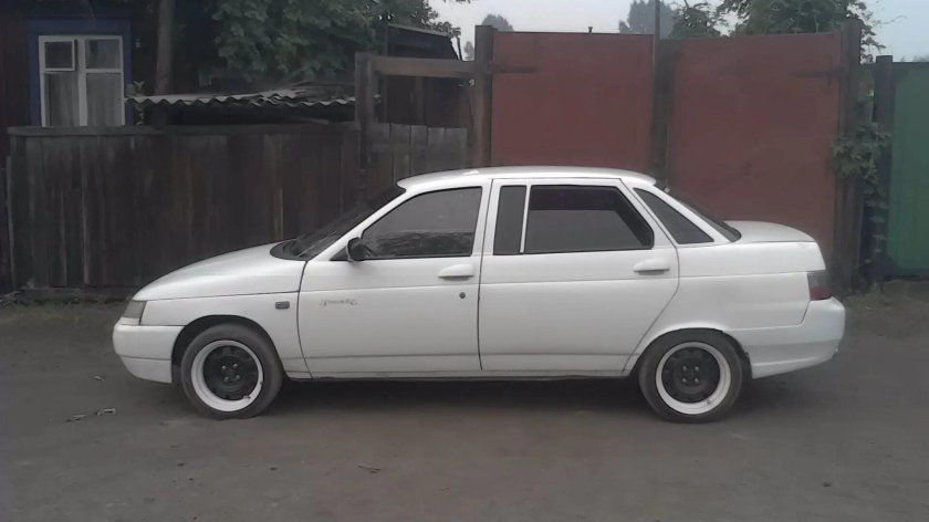 ВАЗ 2110 белая