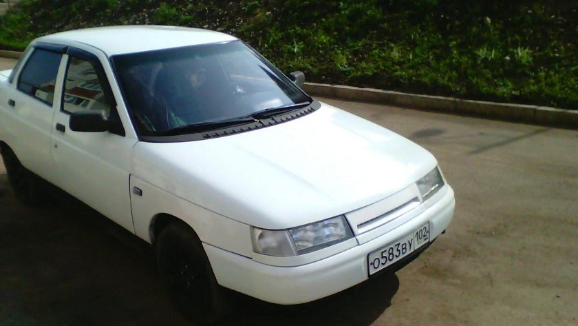 ВАЗ 2110 белая