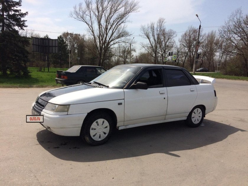 ВАЗ 2110 белая