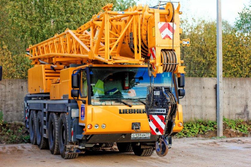 Автокран Liebherr LTM 1100-4.2
