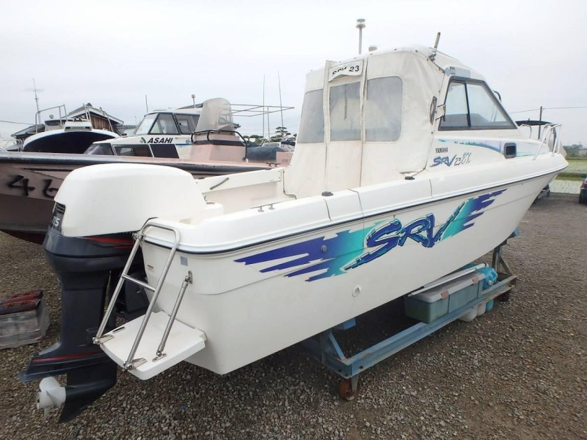 Катер ямаха