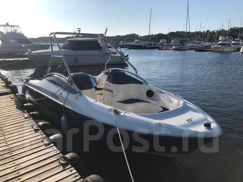 Катер Yamaha SRV-20