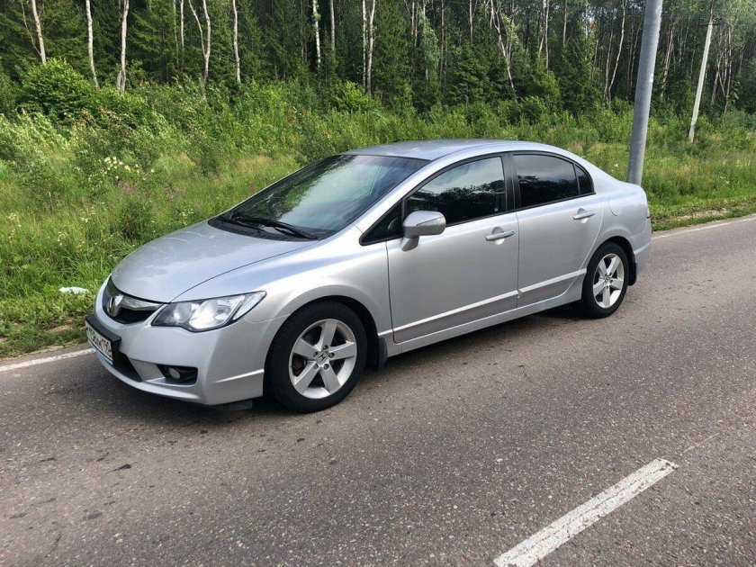 Honda Civic 2010 седан