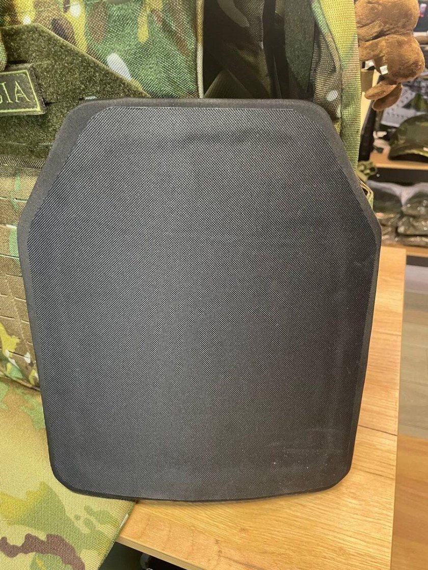 Бронеплиты для бронежилета