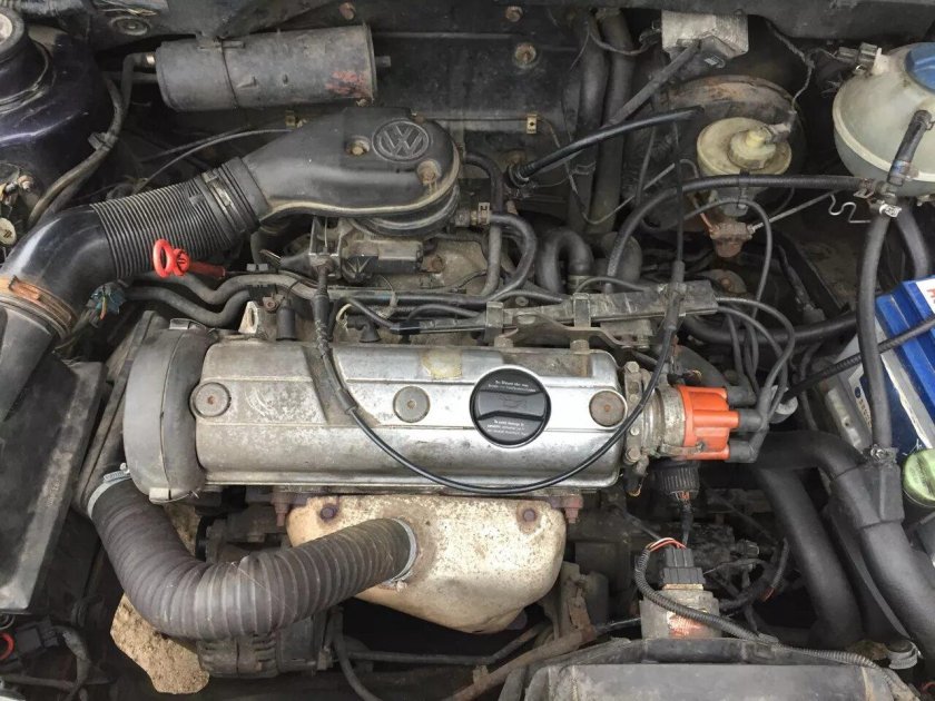 Volkswagen Golf 3 двигатель 1.6