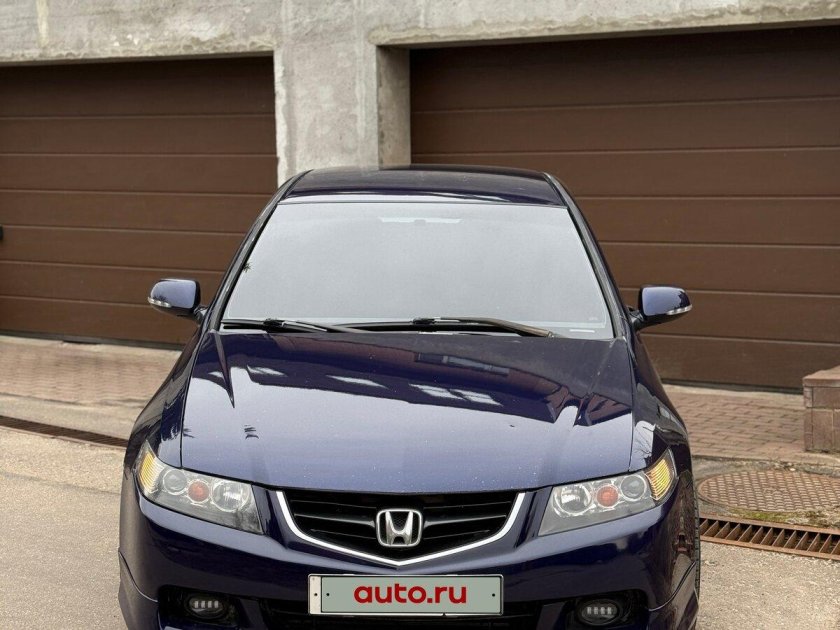 Хонда аккорд 2005 года