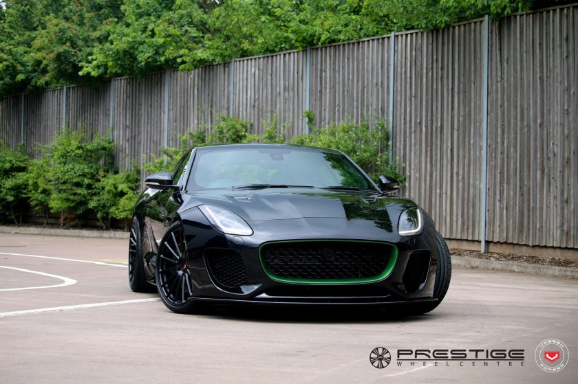 Jaguar f Type Green