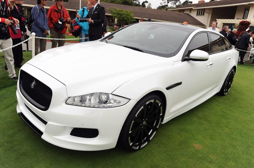 Ягуар XJ 2010 белый