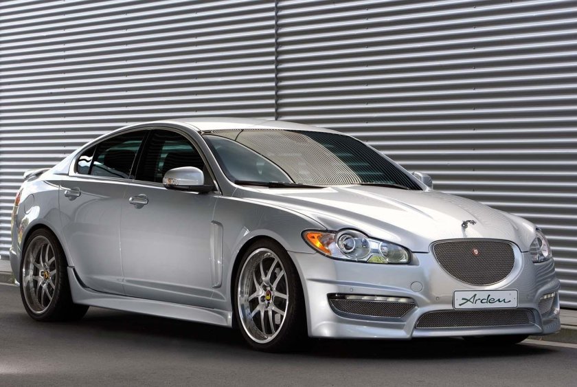 Ягуар XF 250