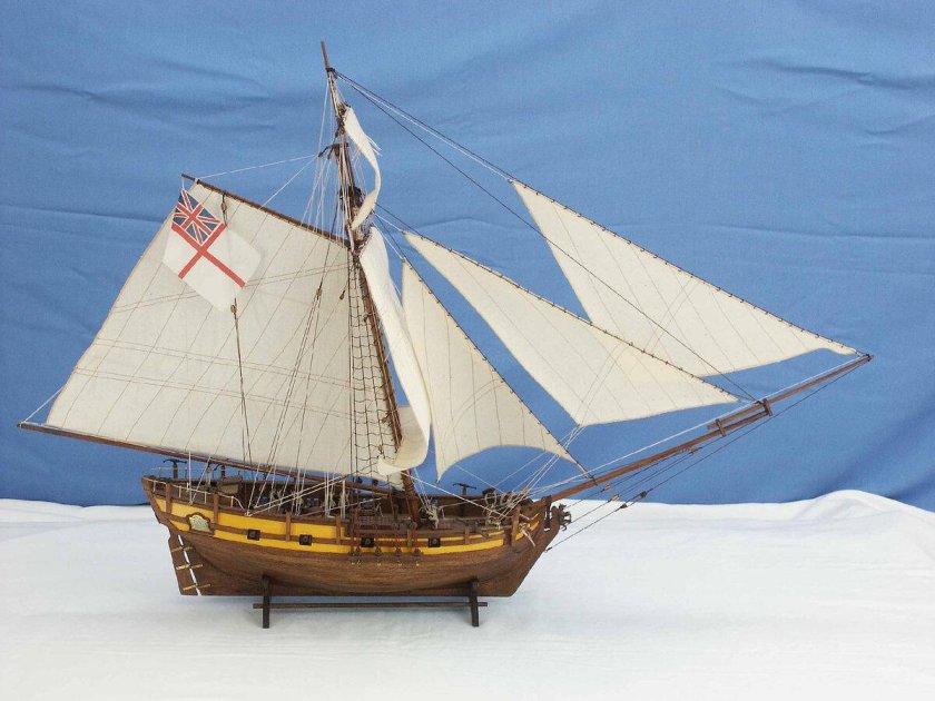 Шлюп корабль парусный