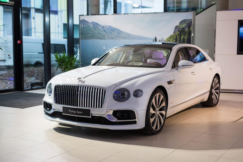 Bentley flying spur 2022
