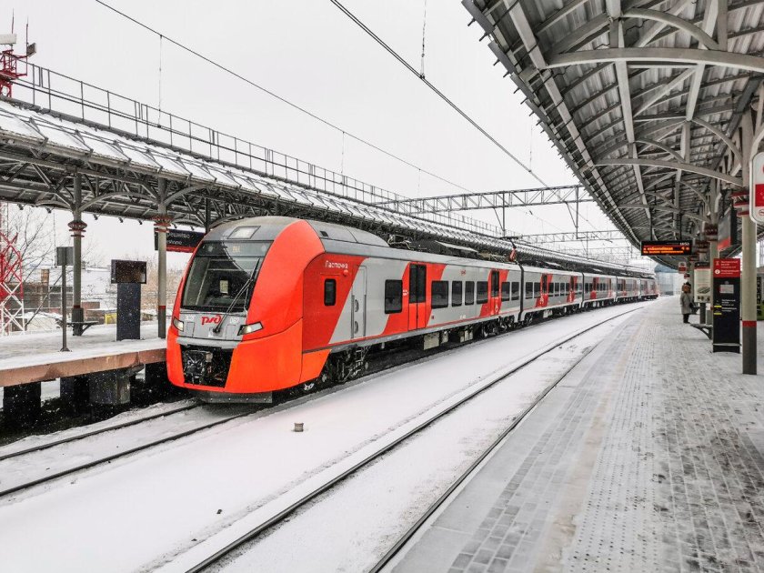 Электропоезд эс2г ласточка