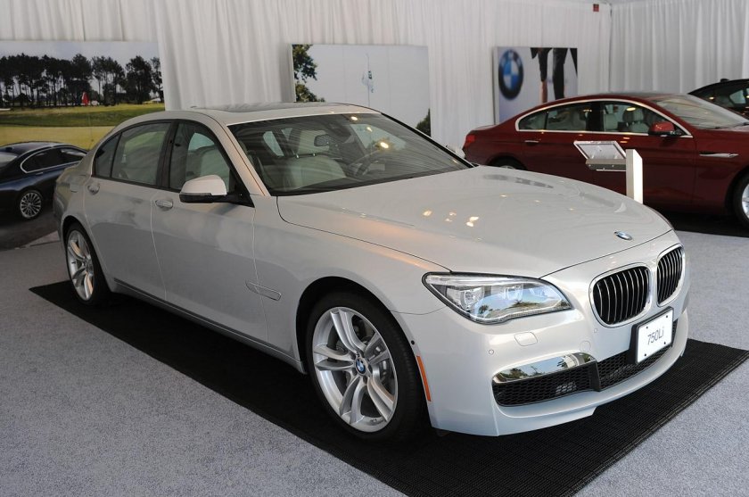 BMW 750li 2013