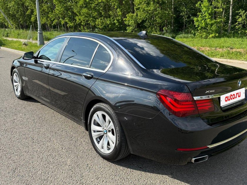 Bmw 750 li xdrive