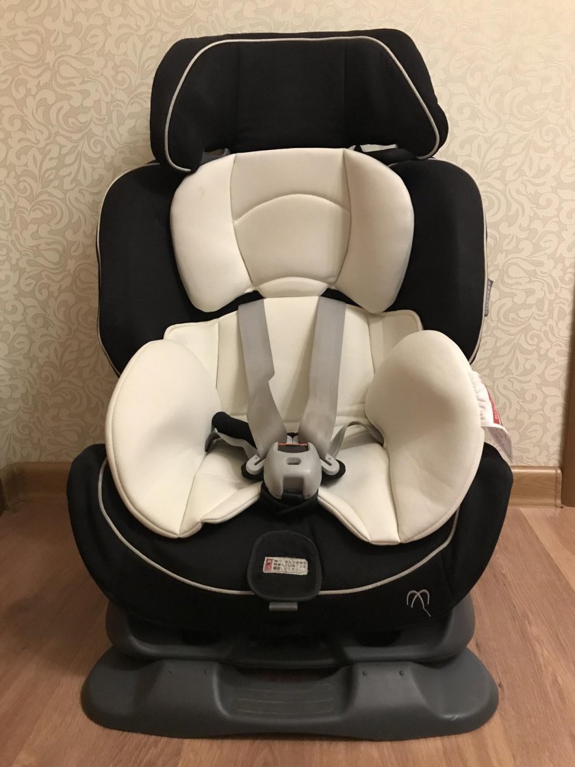 Детское автокресло ailebebe carmate swing moon