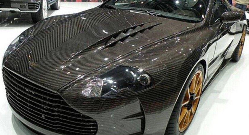 Карбоновая машина