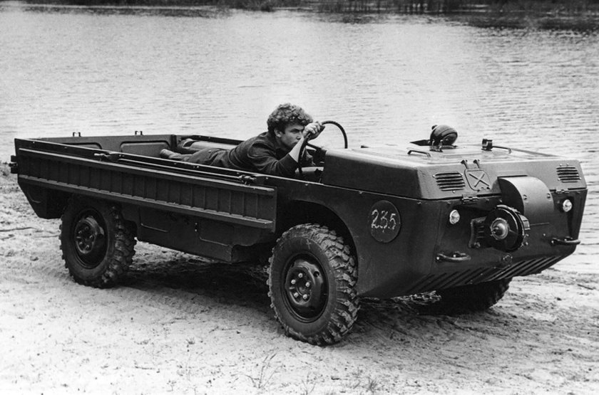 ЛУАЗ-967 амфибия