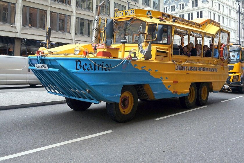 Амфибия DUKW-353