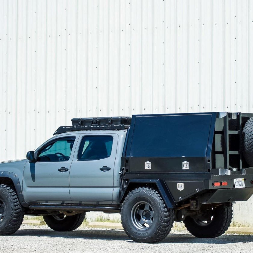 Toyota Tundra кунг экспедиционные