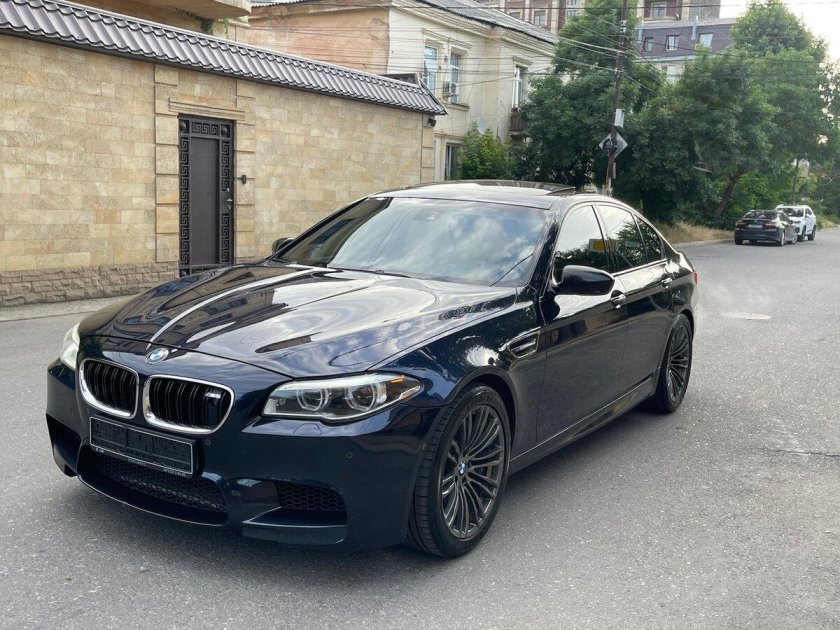 БМВ 530 2019 черная