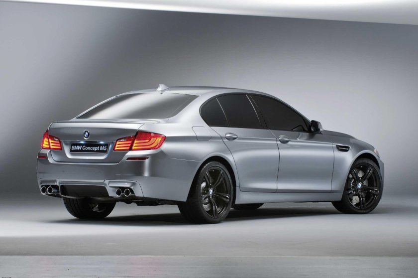 BMW m5 f10 2012