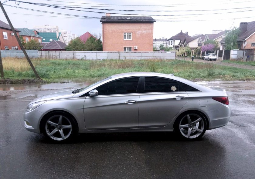 Hyundai Sonata r18