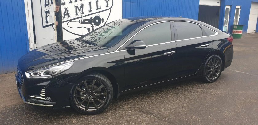 Hyundai Sonata бункер