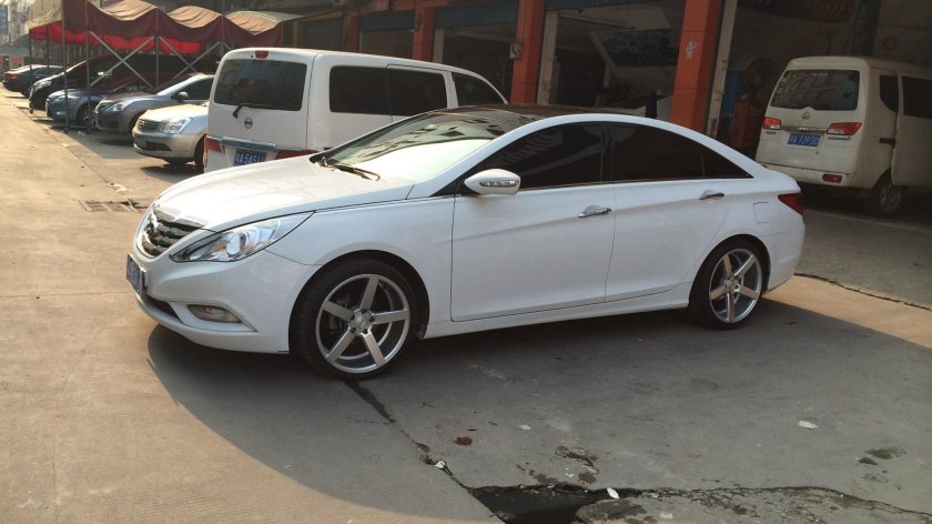 Hyundai Sonata, 2012 на дисках