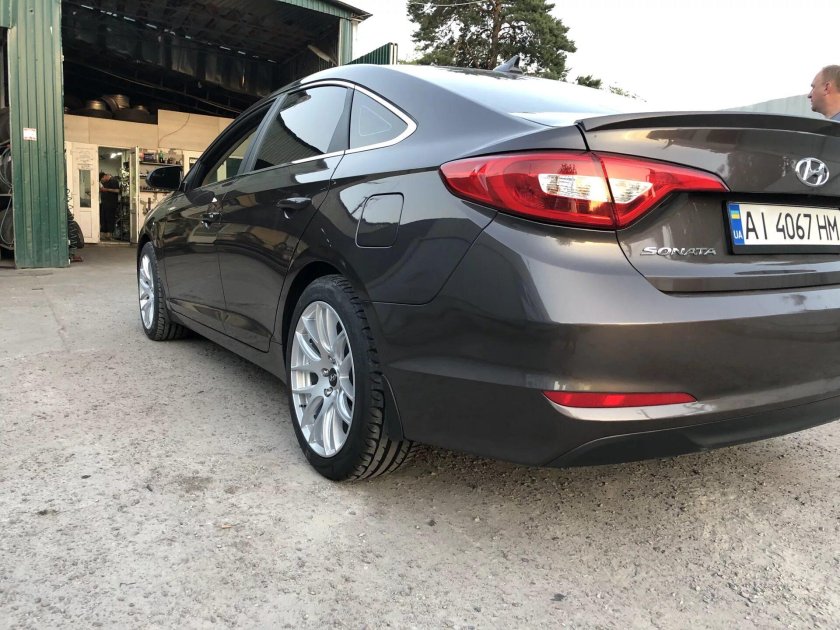 Hyundai Sonata r18