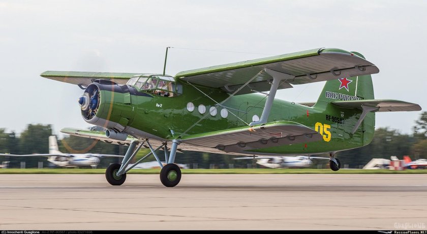 Легкий многоцелевой самолет т-411 «Аист»