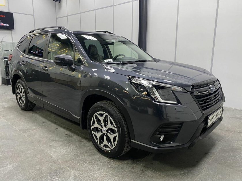 Субару Форестер 2023 серый цвет